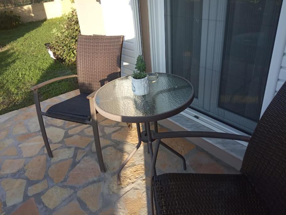 Διαμέρισμα Μεντησ Igoumenitsa Bagian luar foto