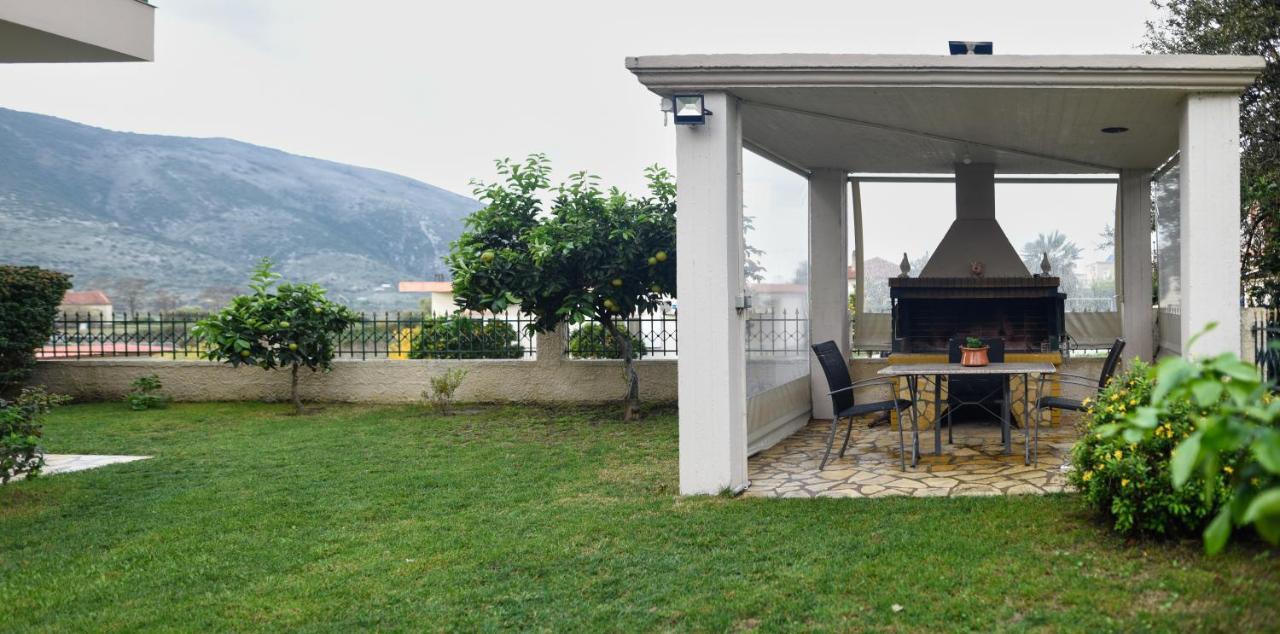 Διαμέρισμα Μεντησ Igoumenitsa Bagian luar foto