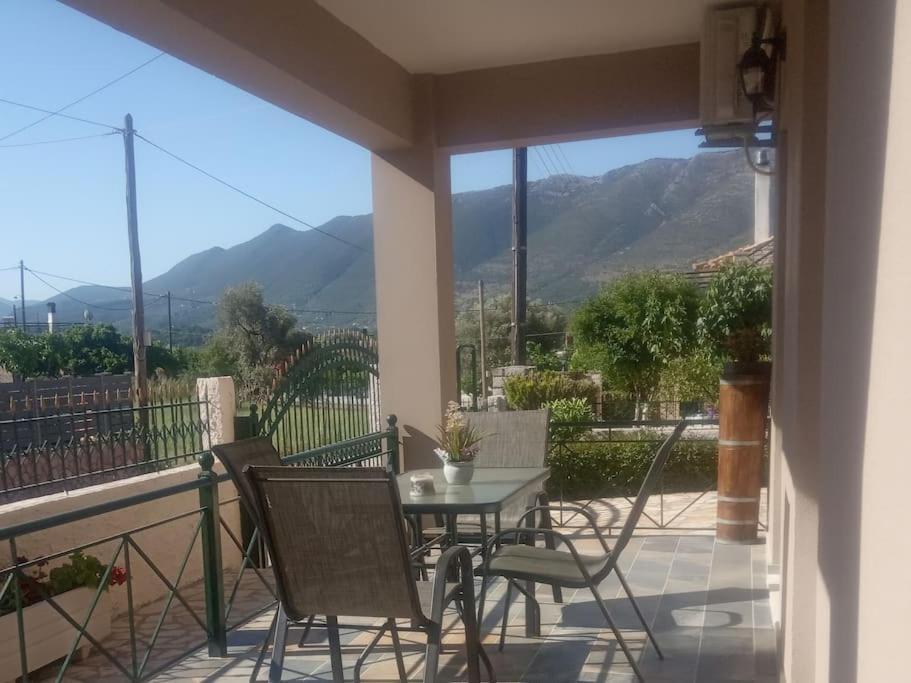 Διαμέρισμα Μεντησ Igoumenitsa Bagian luar foto