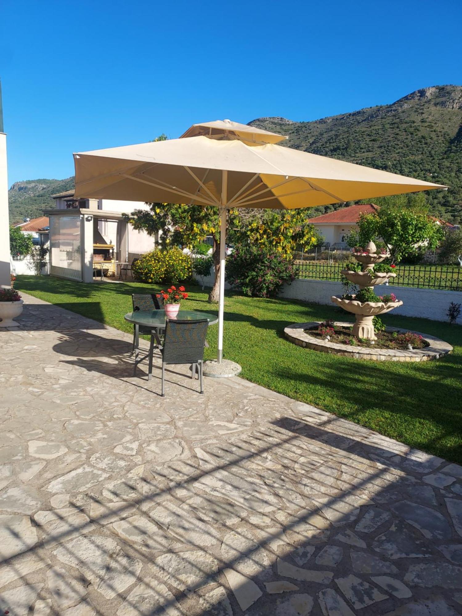 Διαμέρισμα Μεντησ Igoumenitsa Bagian luar foto