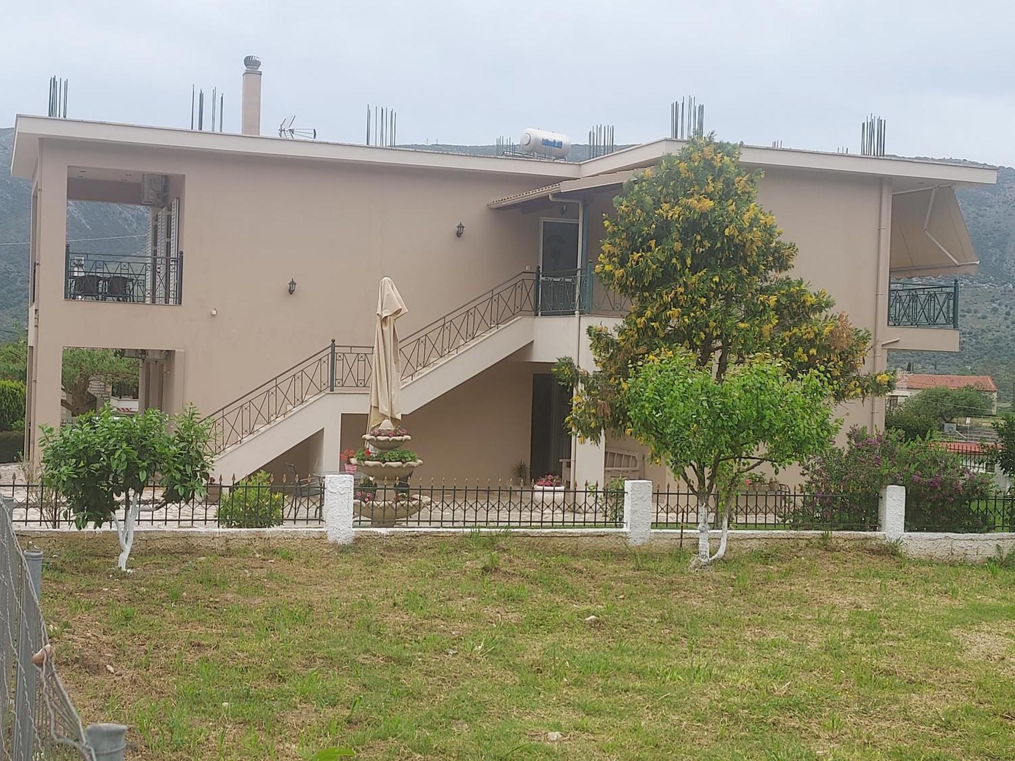 Διαμέρισμα Μεντησ Igoumenitsa Bagian luar foto