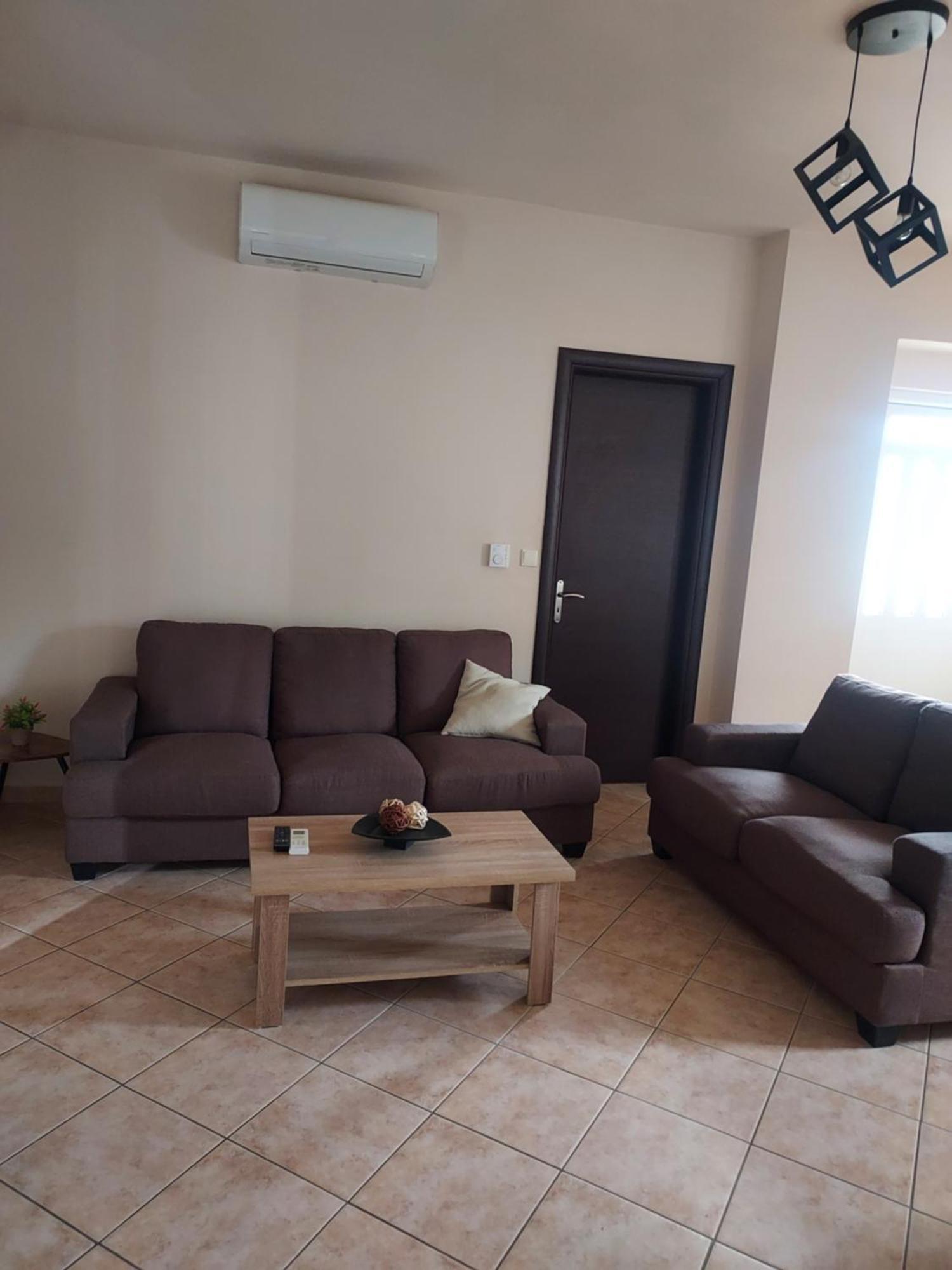 Διαμέρισμα Μεντησ Igoumenitsa Bagian luar foto