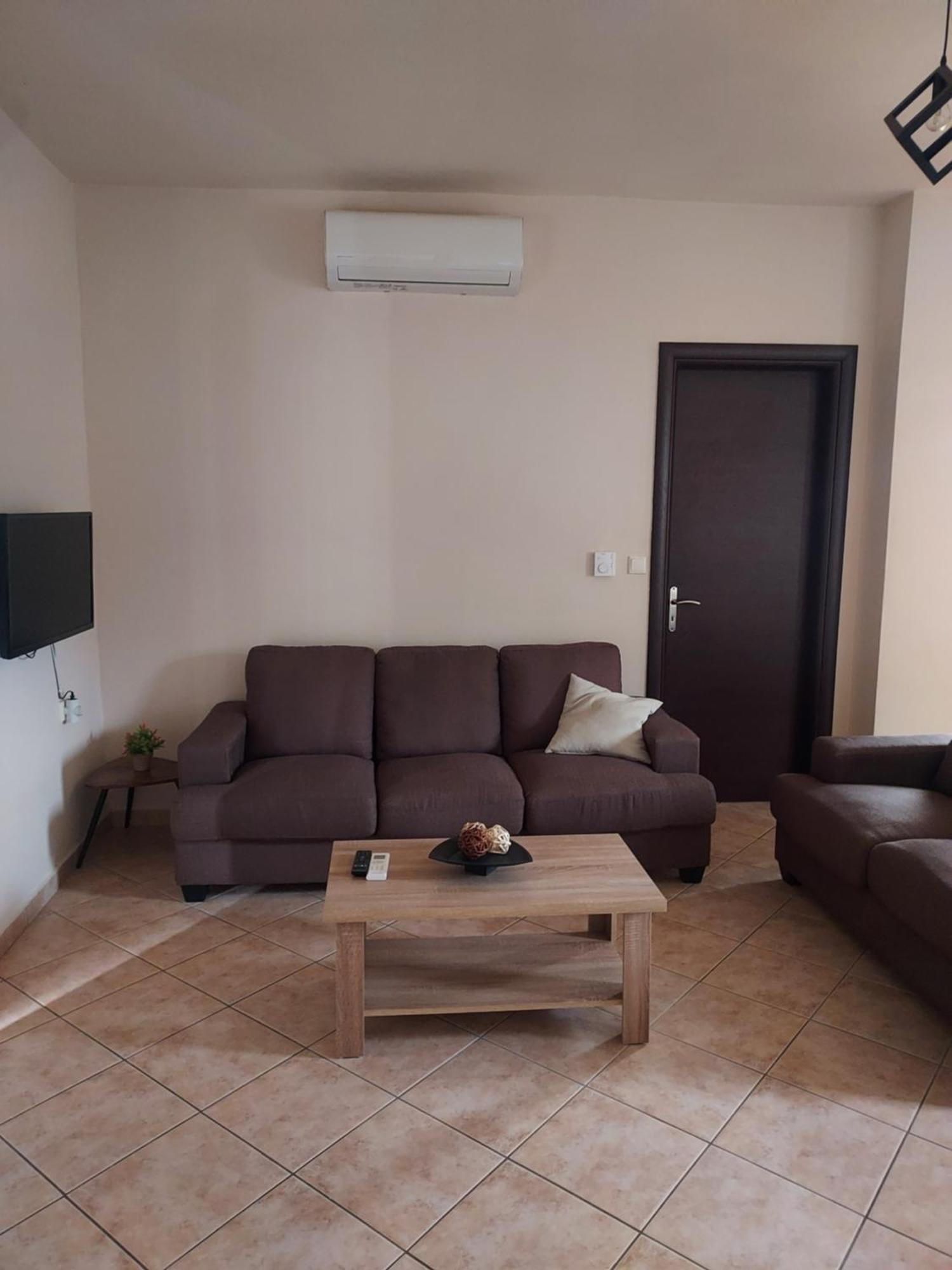 Διαμέρισμα Μεντησ Igoumenitsa Bagian luar foto